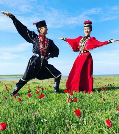 Калмыцкий танец чичирдэг