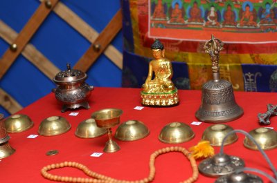 Промыслы калмыки кожаные изделия Калмыков