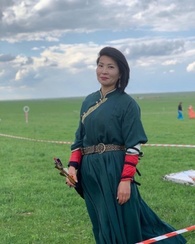 Калмыцкий костюм женский