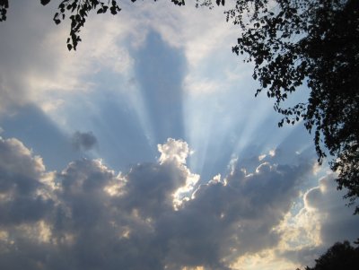 Солнце в облаках