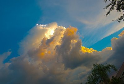 Тучи и солнце