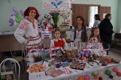 Ярмарка для детей в школе