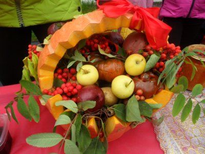 Осенняя ярмарка в школе