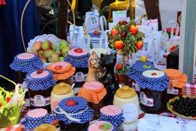 Стол для ярмарки