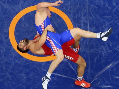 Спорт греко Римская борьба