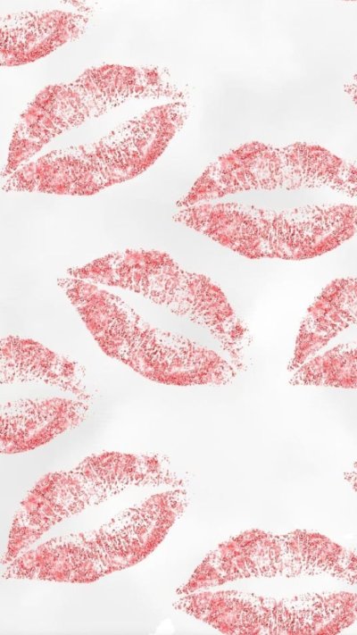 Отпечатки губ на бума