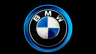 BMW logo 4k