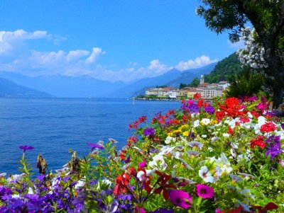 Озеро Комо Абхазия