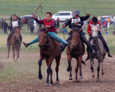 Конные скачки Тыва Наадым