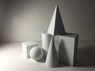 Композиция из геометрических фигу