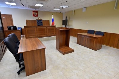 Суд интерьер