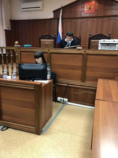 Судья в суде