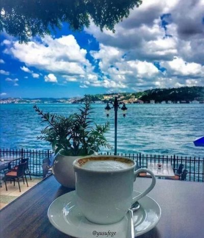 Кофе и море