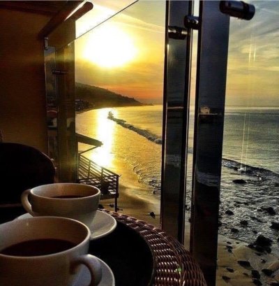 Кофе у окна