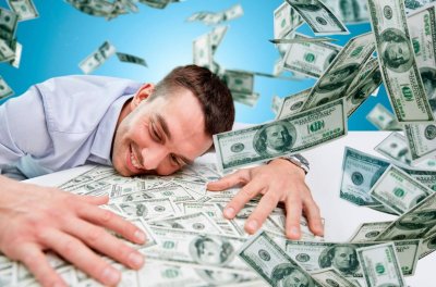 Много денег