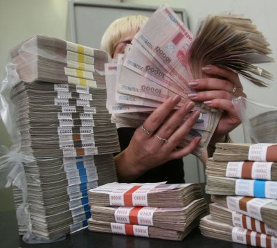 Много денег