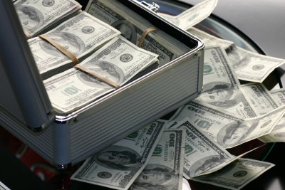Деньги доллары