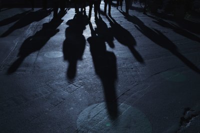 Тень в темноте