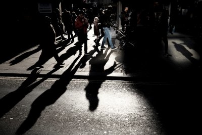 Тень в темноте