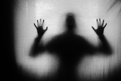 Темный силуэт