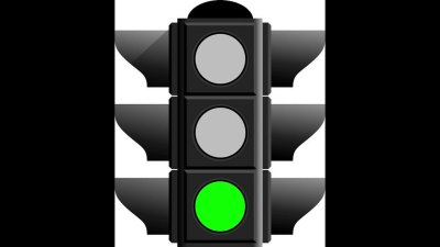 Светофор на белом фоне