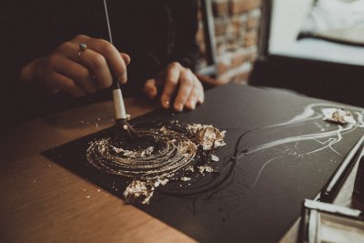 Картины с сусальным золотом