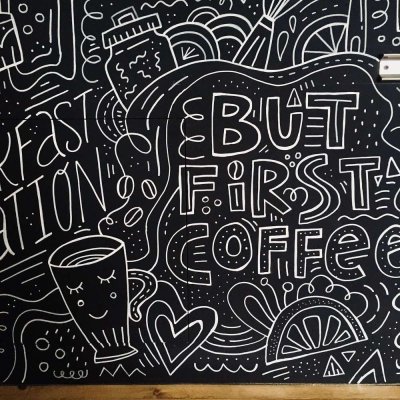 Рисунки на доске маркером