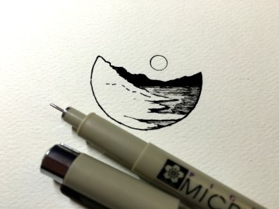 Рисунки чёрным маркером