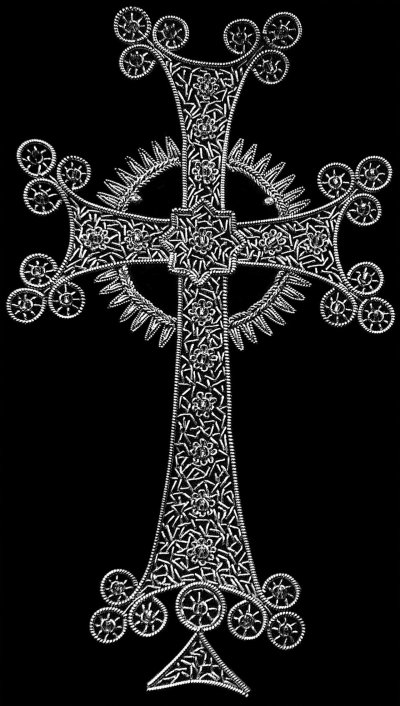 Армянский хачкар крестик