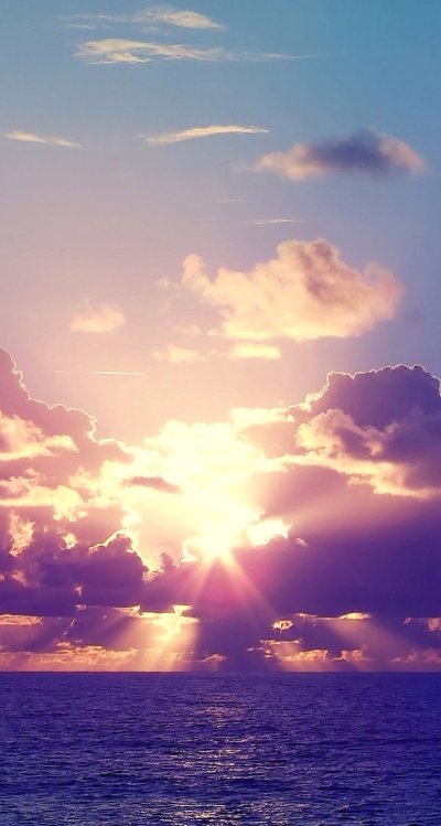 Море солнце облака