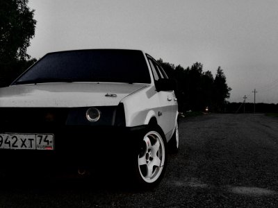 ВАЗ 2109 темно белый