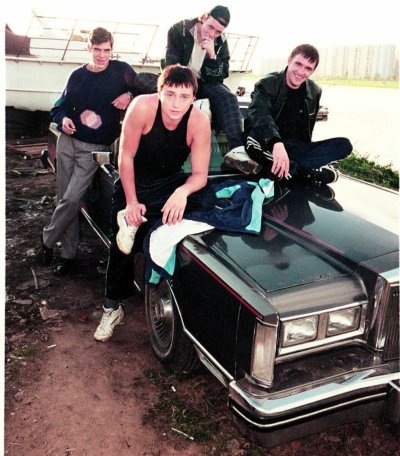 Саша белый космос пчела Фил