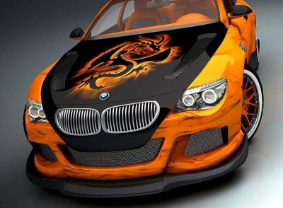 Автомобиль оранжевый