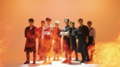 Stray Kids Эра Gods menu