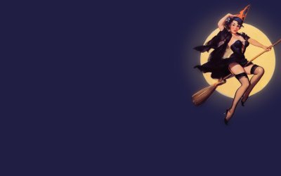 Красивая ведьма на метле