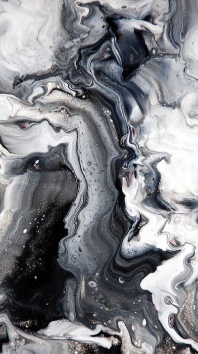 Черные разводы