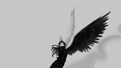 Девушка с крыльями