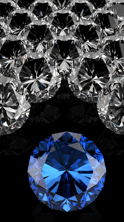 Драгоценности на черном фоне