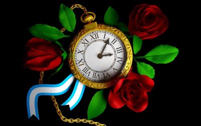 Часы на черном фоне