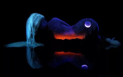 Картины на черном фоне