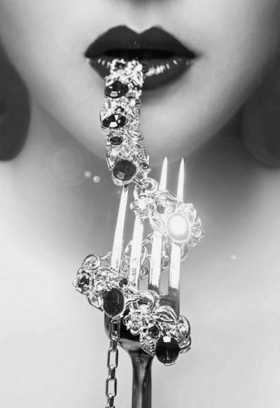 Необычные украшения