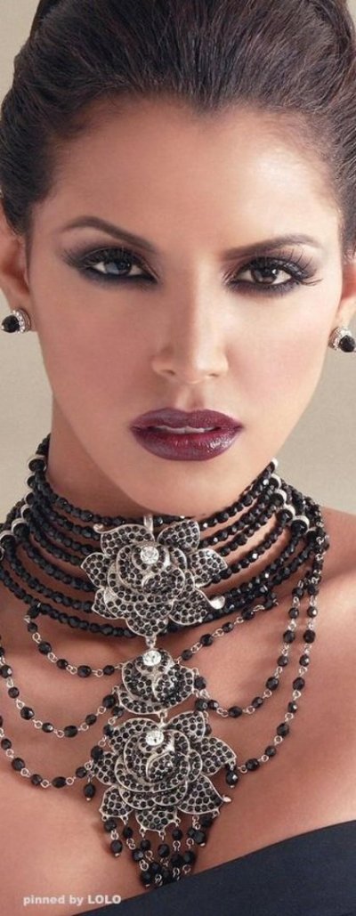 Ивиан Саркос