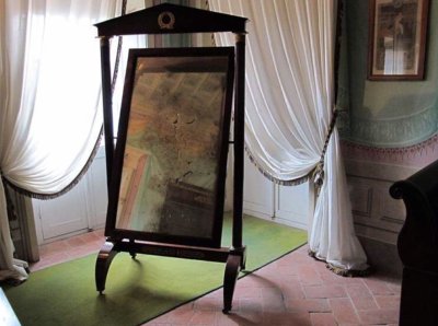 Антикварное зеркало
