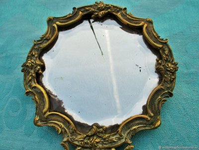 Старинное зеркальце