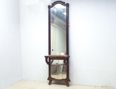 Простеночное зеркало антикварное