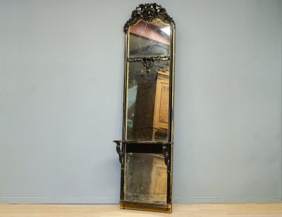 Простеночное зеркало антикварное