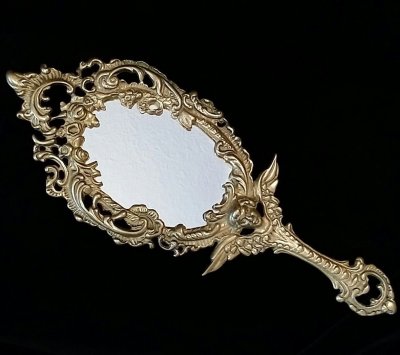 Старинное зеркальце