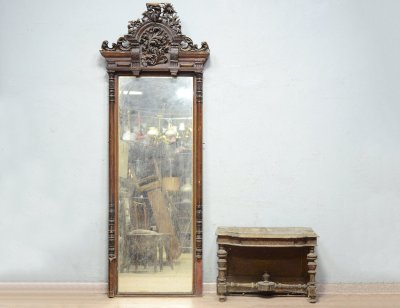 Простеночное зеркало антикварное