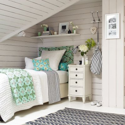 Спальная комната на даче