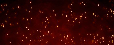 Искры на черном фоне